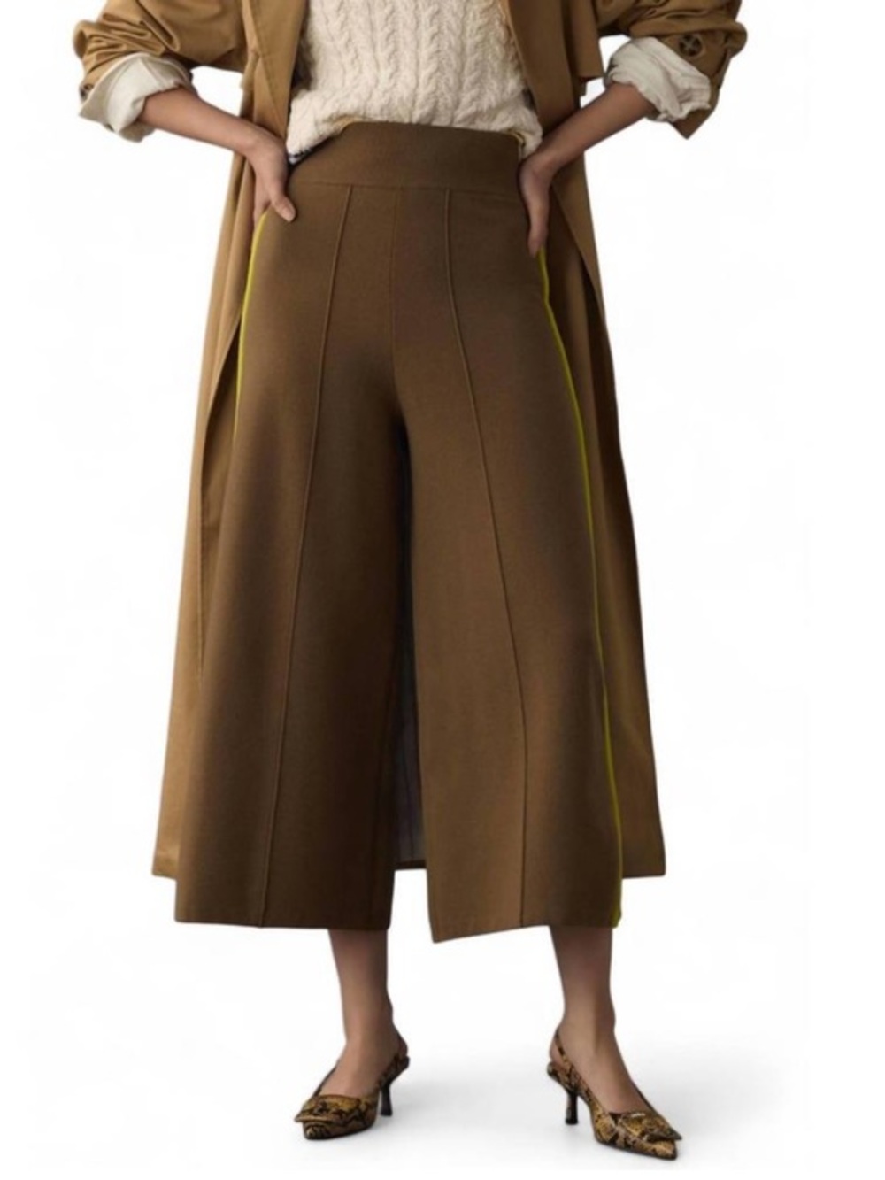 BEATRICE .B active trouser in bronze size XS